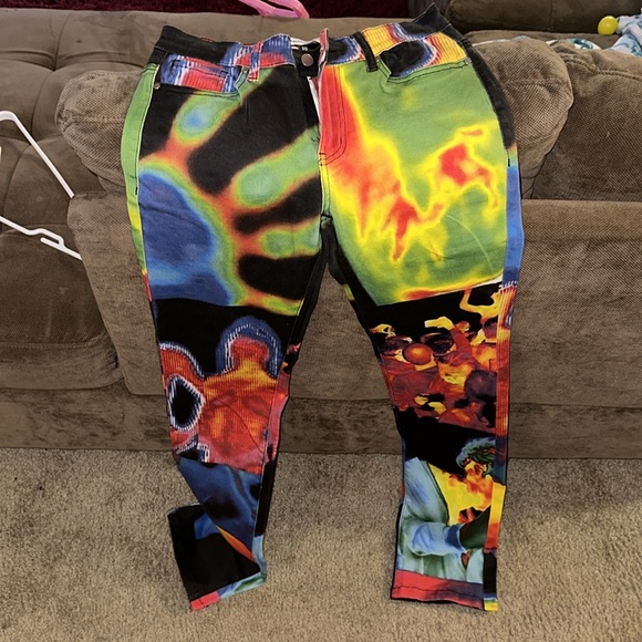 OnThursday: Live B4 Dying Jeans - Picture 2 of 4